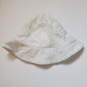 4/$20 OLD NAVY White Eyelet Sun Hat Sz 6-12M